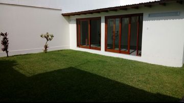CASA SEMI REMODELADA CON MUY BUENA ILUMINACIÓN