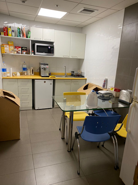 EXCLUSIVA OFICINA EN ALQUILER Y VENTA C.EMP. SAN ISIDRO 