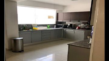 LINDO PENTHOUSE DUPLEX EN TUDELA Y VARELA CDRA 1  DPTO 702