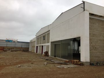Ideal Para Empresas, Almacén, Deposito, Concesionario, Centros educativos