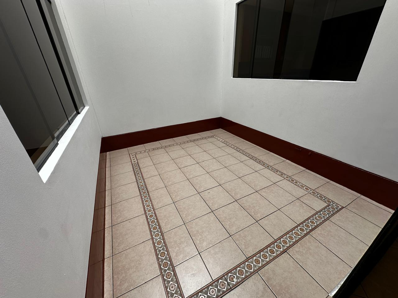 gallery_secondary