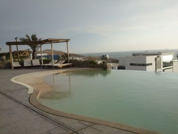 TERRENO DE PLAYA en VENTA en CERRO AZUL