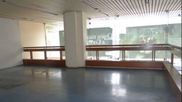 LOCAL COMERCIAL OVALO GUTIERREZ