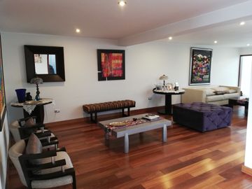 JOSE SABOGAL Cdra.5, Urb. AURORA - CASA en VENTA en MIRAFLORES