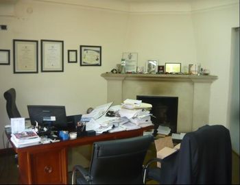 CASA EN ALQUILER EXCLUSIVAMENTE PARA OFICINAS EN JESÚS MARÍA (609-114-4)