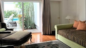 LINDA CASA EN MANUEL GONZALES DE LA ROSA CDRA. 1