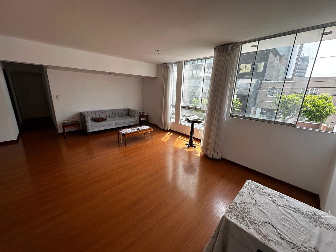 gallery_main