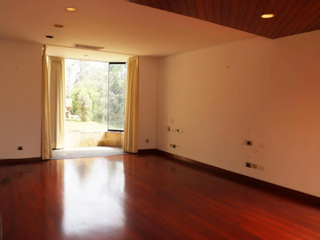 ¡CASUARINAS! EL CASCAJAL - VENDO CASA DE 2650 M²
