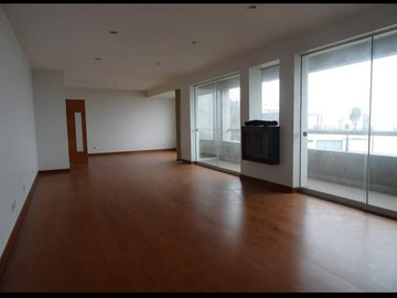 VENTA HERMOSO TRIPLEX EN CASUARINAS SURCO - DPTO 3XX (609-589-1 LUCY)