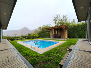 🏡 ¡VIVE RODEADO DE NATURALEZA EN UNA ZONA EXCLUSIVA!