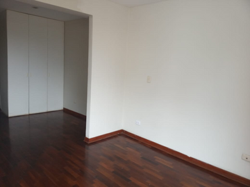 DEPARTAMENTO 2, DORMITORIOS Y ESCRITORIO, COCHER MIRAFLORES