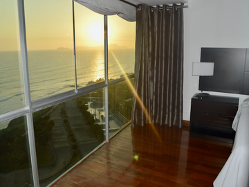 DEPARTAMENTO MALECÓN DE LA MARINA  FRENTE AL MAR - VISTA 180
