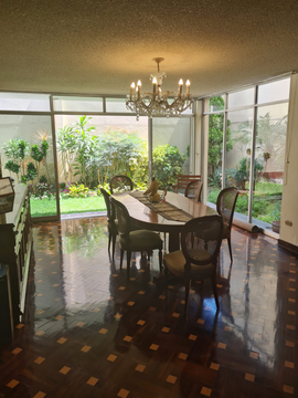 CASA EN VENTA SAN BORJA