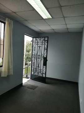 AMPLIA OFICINA EN ALQUILER EN SAN BORJA