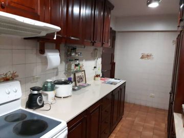 VENDO DUPLEX EN CHACARILLA CON VISTA A PARQUE