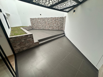 FLAT VENTA SAN BORJA, SEMI SOTANO, TERRAZA, 2 DORMITORIOS
