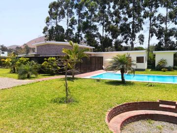 Casa de Campo en Venta en Santa Cruz de Flores