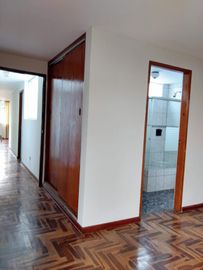 VENDO DEPARTAMENTO URB. SANTA FELICIA – LA MOLINA