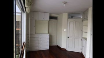 VENTA DE DUPLEX EN SURCO- VISTA A CALLE- A MEDIA CDRA. VELASCO ASTETE/NAZARENAS