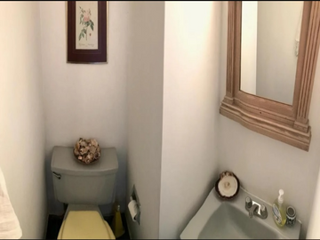 VENTA DE DEPARTAMENTO EN AV. 28 DE JULIO - MIRAFLORES