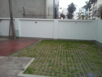 CASA REMODELADA PARA OFICINA EN VENTA