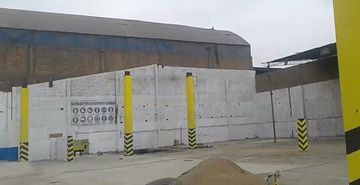 Excelente Local Industrial en Ventanilla