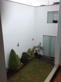 Moderna Casa en Miraflores, Equipada