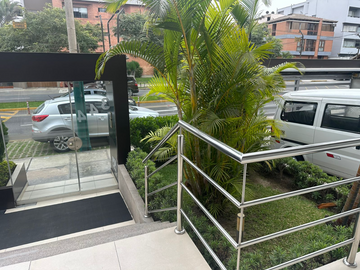 BONITO DUPLEX EN VENTA, CHACARILLA