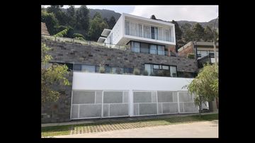CASA EN CONDOMINIO - URB. LAS CONDES DE LA PORTADA