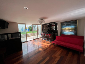 CASA URBANIZACIÓN COUNTRY CLUB DE SAN ISIDRO