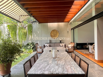 EXCLUSIVA RESIDENCIA CON ACABADOS DE LUJO EN RINCONADA BAJA