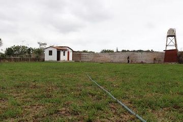 Se Vende Casa Terreno Campo en Mala