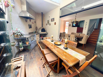 ¡BAJÓ DE PRECIO! LINDA CASA EN CONDOMINIO CERCA A PARQUE
