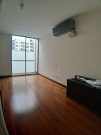 VENDO DEPARTAMENTO DUPLEX URB. CLUB GOLF LOS INCAS – SURCO