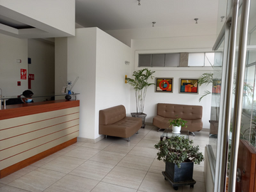 LINDO DEPARTAMENTO FRENTE A PARQUE, AV BOULEVARD, SAN BORJA