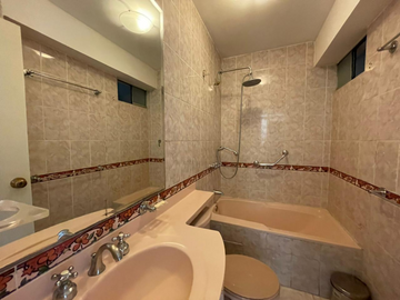 VENDO EN SURCO - LINDO DEPARTAMENTO EN PRIMER PISO ELEVADO