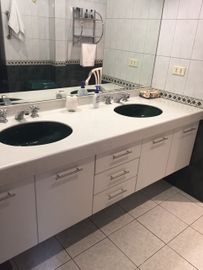 VENDO LINDA CASA EN LA MOLINA