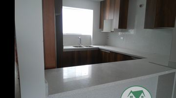 ¡ESTRENO! TRIPLEX CON AMPLIA TERRAZA!
