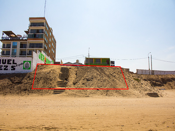 VENTA DE AMPLIO TERRENO FRENTE AL MAR - PIMENTEL