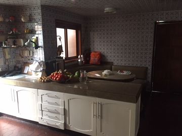 AV golf los incas calle cerrada