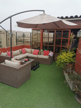 SE VENDE TRIPLEX EN URB. HIGUERETA EN SURCO