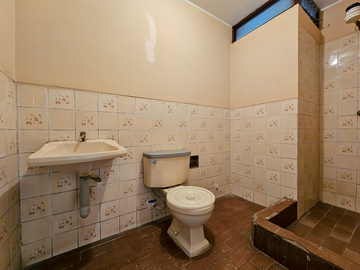VENDO CASA COMERCIAL EN SJM