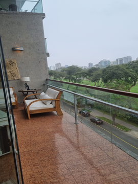 SE ALQUILA DUPLEX AMOBLADO Y EQUIPADO – SAN ISIDRO – FRENTE A LIMA GOLF