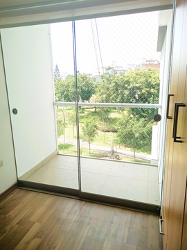 VENDO AMPLIO DEPARTAMENTO CON VISTA A PARQUE EN SURCO