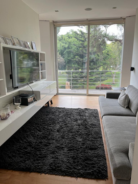VENDO CASA FRENTE A PARQUE GENARO CASTRO IGLESIAS COD. 23486