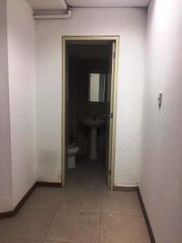 Amplia Oficina de 280 m en Pleno Corazón de Miraflores