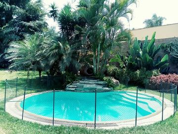 Linda y Amplia Casa Con Jardin