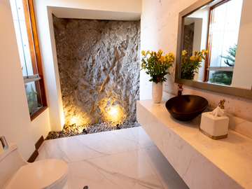 VENTA CASA EN LA PORTADA DE LA PLANICIE, LA MOLINA