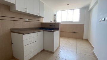 DEPARTAMENTO EN VENTA - MODERNO EDIFICIO - EN SURCO