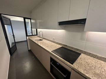 FLAT VENTA SAN BORJA, SEMI SOTANO, TERRAZA, 2 DORMITORIOS